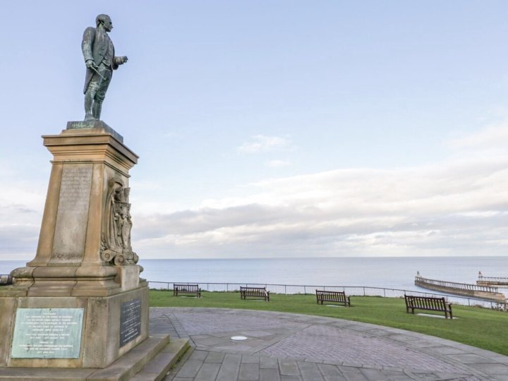 惠特百港度假屋酒店(Whitby Harbour Retreat)