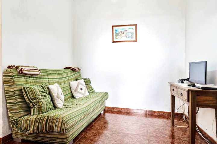 2 Bedrooms House with Sea View Furnished Terrace and Wifi at El Paso