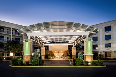 亚特兰大机场北戴斯酒店(Holiday Inn & Suites Atlanta Airport North, an IHG Hotel)