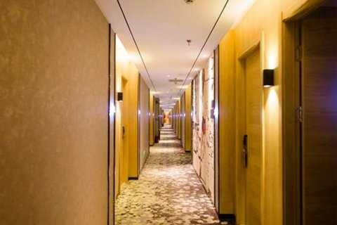 如家华驿精选酒店(大连港湾广场店)