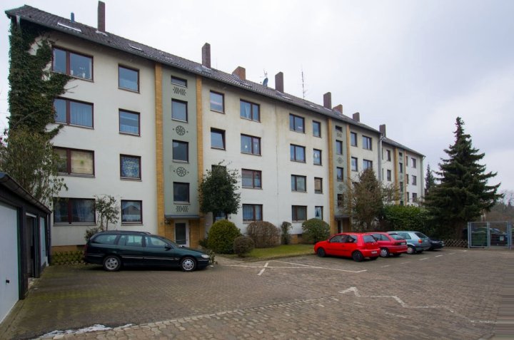 鲁特威瑟私人公寓酒店(Private Apartment in Der Reuterwiese)