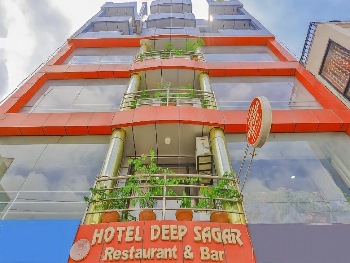 精准 526 博卡拉深度萨加酒店(Spot on 526 Pokhara Deep Sagar Hotel)