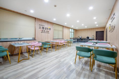 苍南火猫电竞酒店