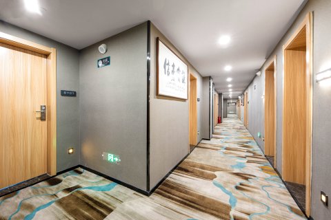 吉楚酒店(岳阳楼火车站步行街店)