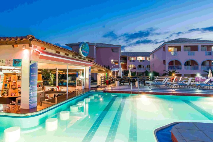 萨瓦斯海洋酒店(Savvas de Mar Hotel)