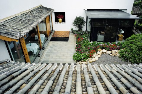 茶马道三谷水丽世山居