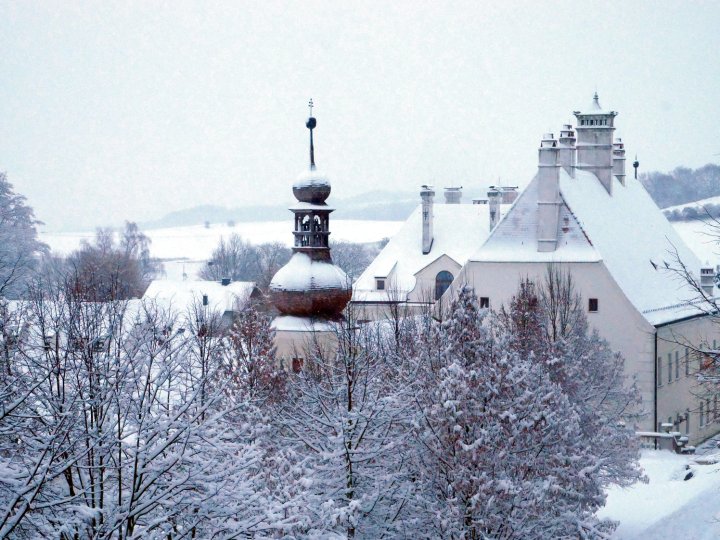 塔尔海姆宫酒店(Schloss Thalheim)