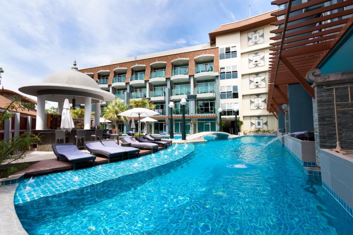 拉马布林度假酒店(Ramaburin Resort)