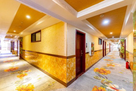 西宁城中世贸宾馆