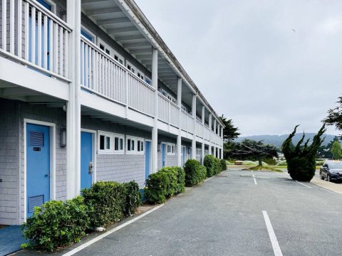 蒙特利湾旅馆(Monterey Bay Lodge)