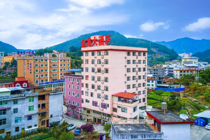 永定土楼金龙酒店