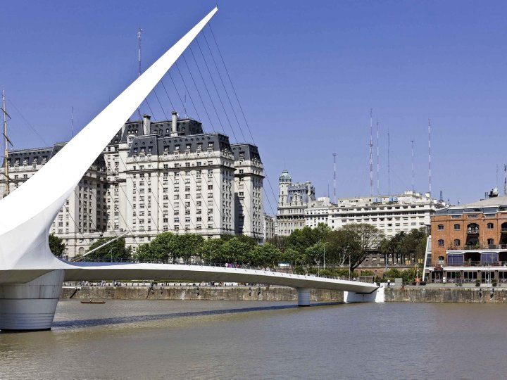 布宜诺斯艾利斯国会宜必思酒店(ibis Buenos Aires Congreso)