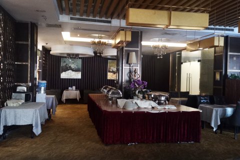 夏日康桥酒店(贵阳白云欢乐世界店)