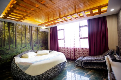 融安欧雅主题酒店