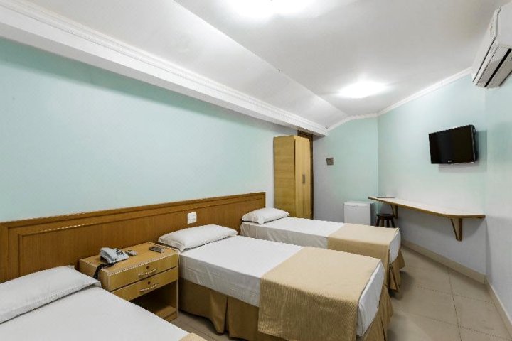 庞培河酒店(Pompeu Rio Hotel)