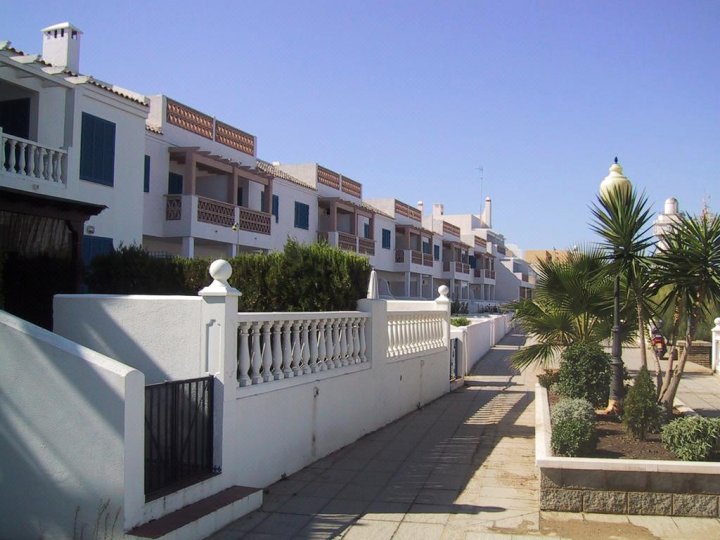 Apartamentos Faro del Sur