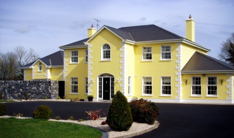 阿瓦雷斯本拉提住宿加早餐旅馆(Avarest Bunratty B&B)