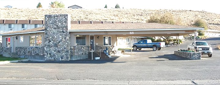 怀俄明酒店(A Wyoming Inn)