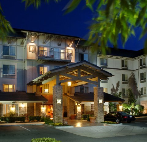 贝尔维尤拉克斯普兰廷全套房酒店(Larkspur Landing Bellevue - An All-Suite Hotel)
