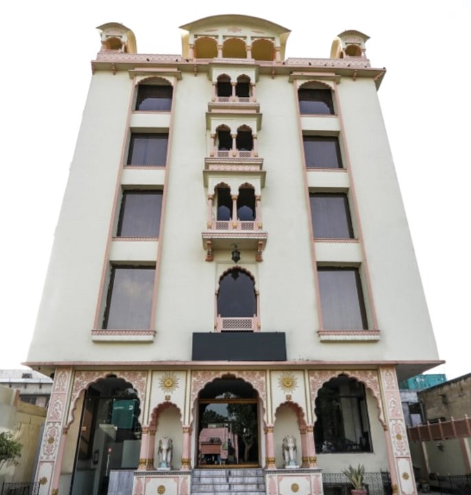 金拉姆维拉斯酒店(Hotel Golden Ram Vilas)