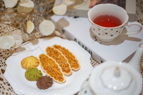 礼白美宿(绍兴鲁迅故里金帝银泰城店)