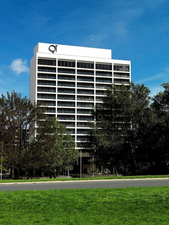 堪培拉QT酒店(QT Canberra)