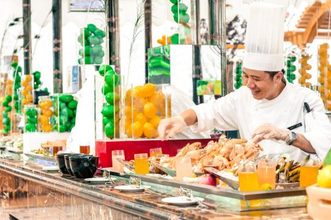 拉萨圣地天堂洲际大饭店