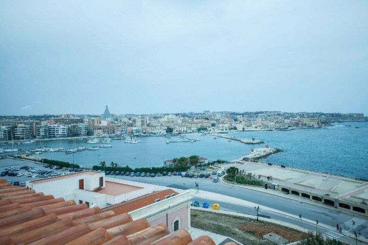 奥提伽海景民宿(B&B Ortigia Sea View)