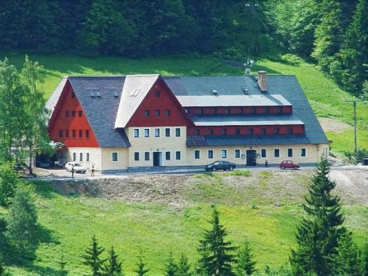阿尔皮诺酒店(Alpina)