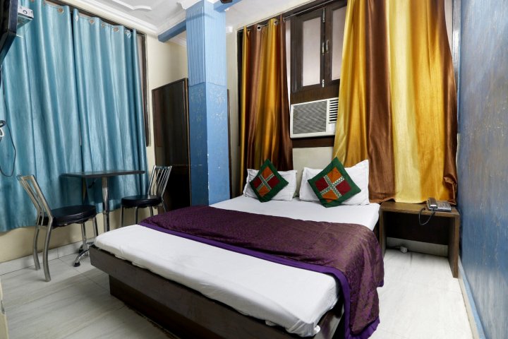 Hotel Nitin Deluxe