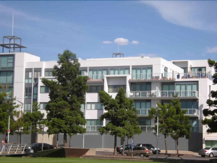 吉朗海滨公寓酒店(The Waterfront Apartments, Geelong)