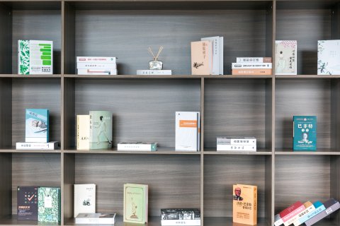 潮漫酒店(凤凰古城店)