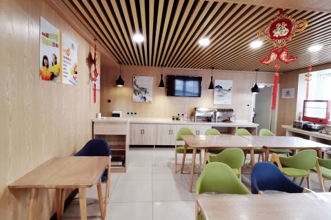 速8酒店(安丘天下客佳乐家店)