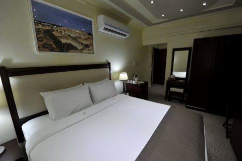 阿曼棕榈酒店套房(Oman Palm Hotel Suites)