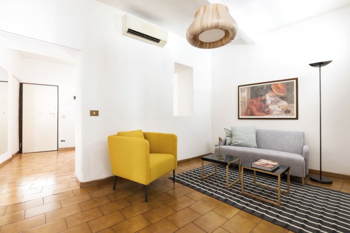 Lively 2BR in Trevi by Sonder