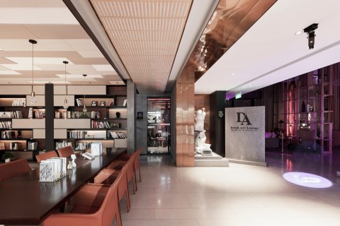 重庆解放碑来福士广场江景亚朵酒店