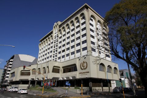 卡塔里纳斯公园酒店(Hotel Catalinas)