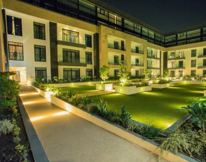 阿克拉奢华花园公寓(Accra Luxury Apartments at The Gardens)