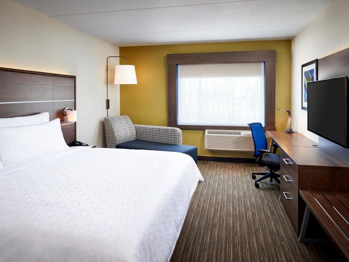 尼亚加拉滨湖畔度假酒店(Holiday Inn Express - Niagara-on-The-Lake, an IHG Hotel)