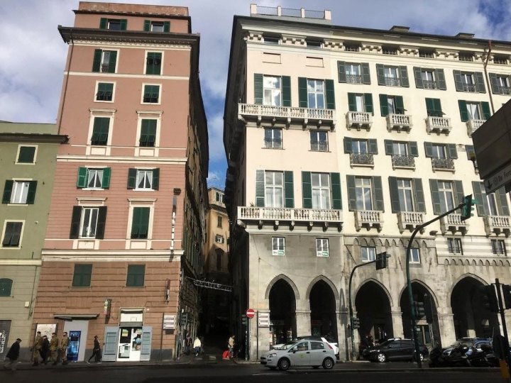 热那亚艺术套房酒店(Genova Suite Art)