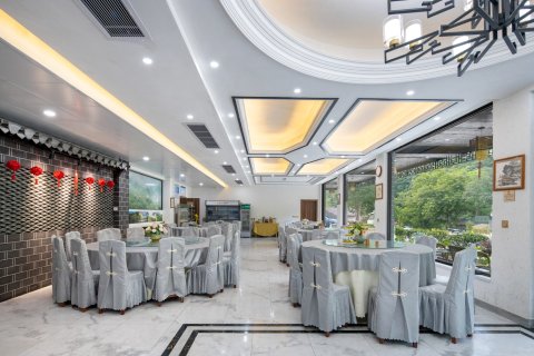 绿环度假酒店(泾县水墨汀溪店)