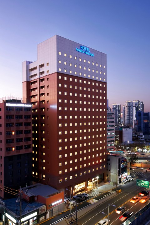 首尔永登浦东横 INN(Toyoko Inn Seoul Yeongdeungpo)