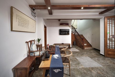 凤凰沱江缘民宿