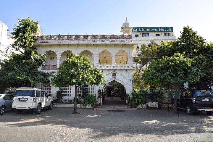坎德瓦哈维里酒店(Heritage Khandwa Haveli)