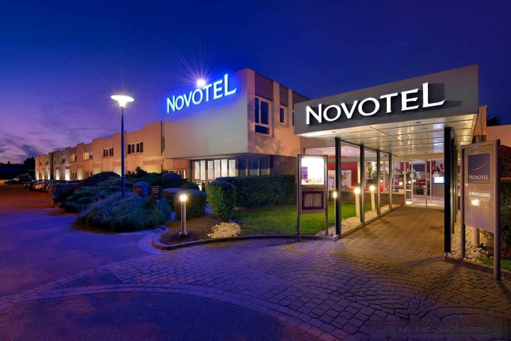圣维斯罗希诺富特酒店(Novotel Roissy Saint Witz)