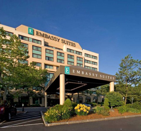 波士顿沃尔瑟姆希尔顿安泊酒店(Embassy Suites by Hilton Boston Waltham)