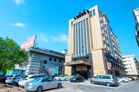 台山东富大酒店