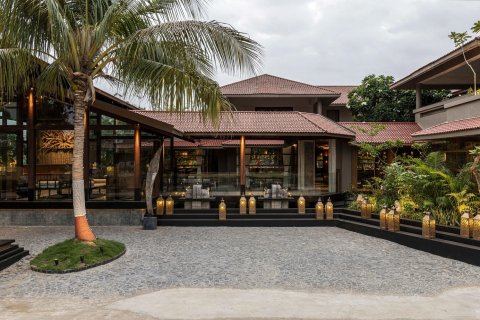 拉达乌帕万度假酒店(Radhe Upavan Resort)