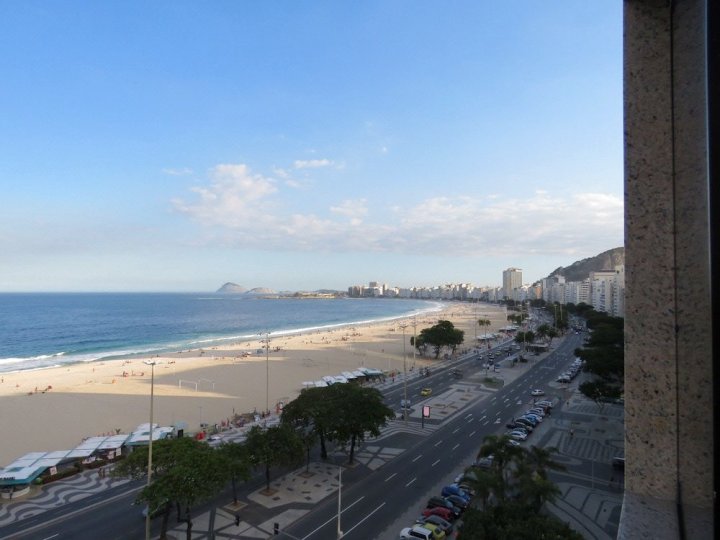 Pineapples ATL702 - Apartamento 3 quarto com vista para a praia de Copacabana