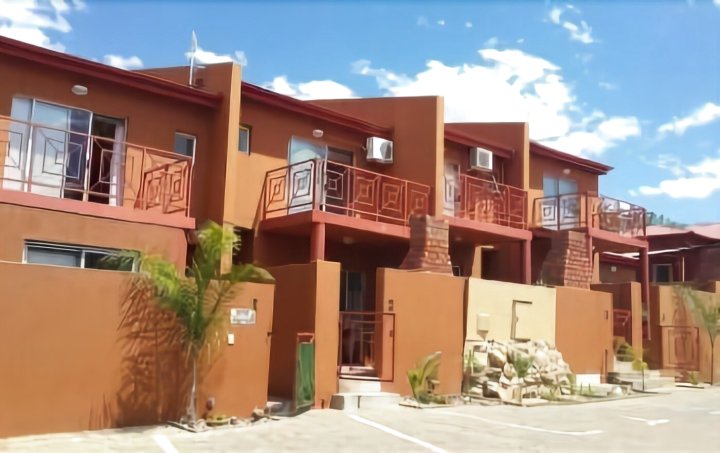 克莱因温德和克自炊式公寓(Klein Windhoek Self-Catering Apartments)